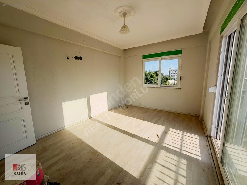 Serik Yeni Mahalle'de Geniş Kiralık 3+1 Daire — fotoğraf 7