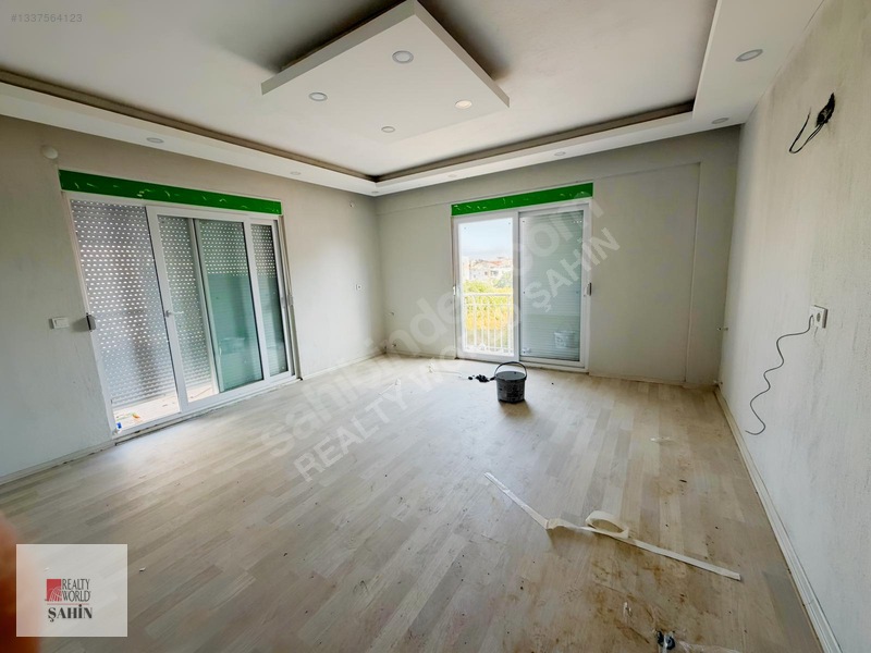 Serik Yeni Mahalle'de Geniş Kiralık 3+1 Daire — fotoğraf 15