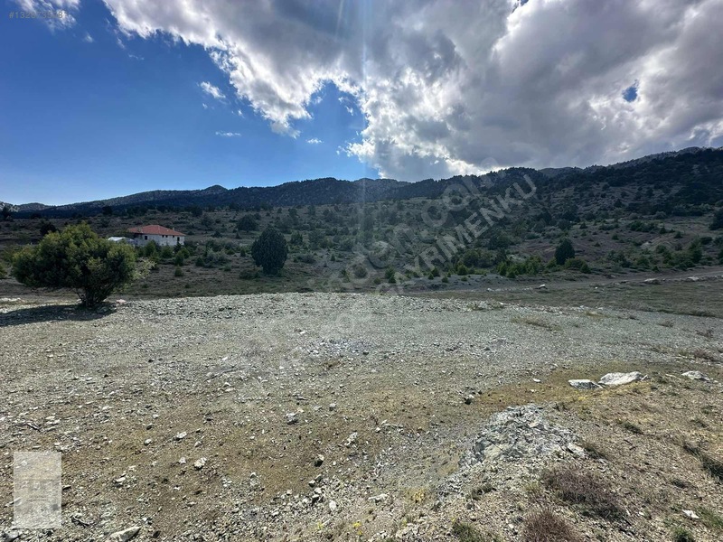 Yayla Gökben Müstakil Tapulu Satılık 4227 Metre Tarla — fotoğraf 2