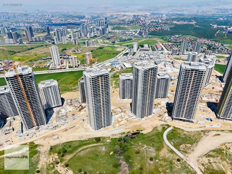 Akçalı'da Satılık Hisse O Blok Güney-batı Cephe 25. Kat — fotoğraf 6
