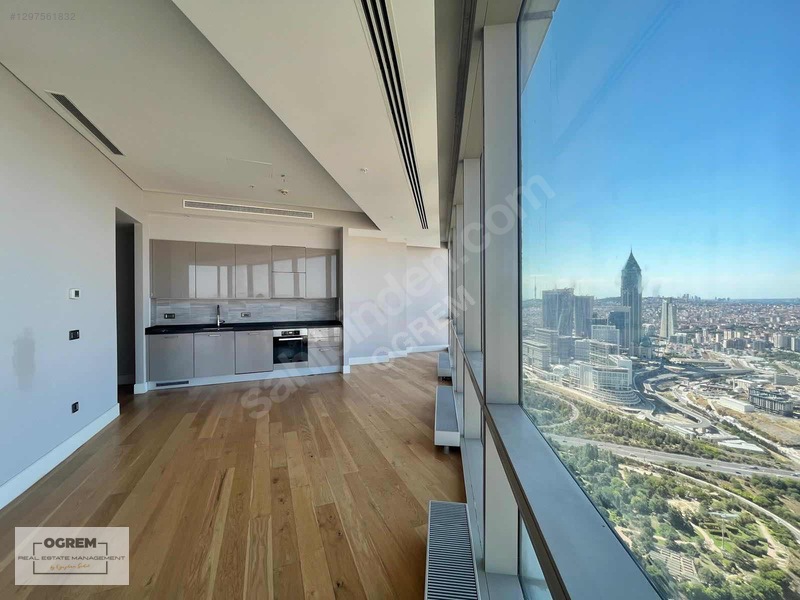 Ataşehir Metropol İstanbul/ Yüksek Kat / 1+1 Satılık