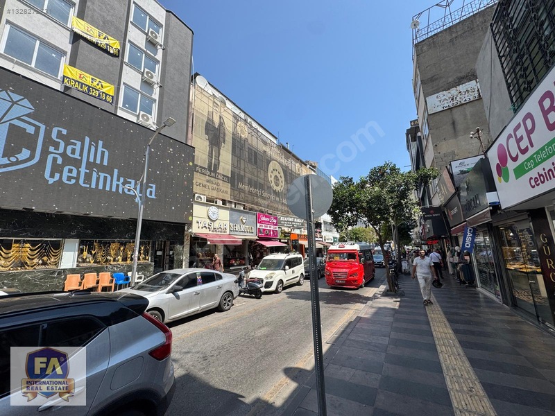 Fa Emlaktan Çarşı Merkezde Kiralık 100m2 Ofis — fotoğraf 2