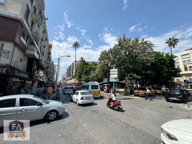 Fa Emlaktan Çarşı Merkezde Kiralık 100m2 Ofis — fotoğraf 3