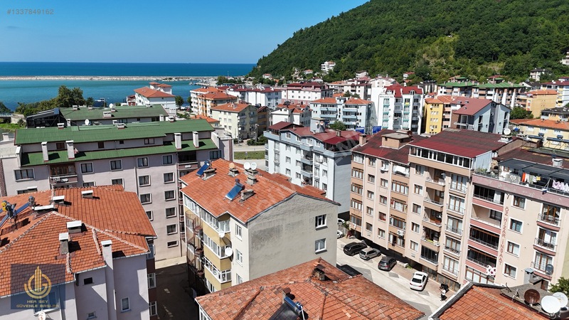 Cide'de Deniz Manzaralı, Satılık 2+1 Daire (80m²) — fotoğraf 3