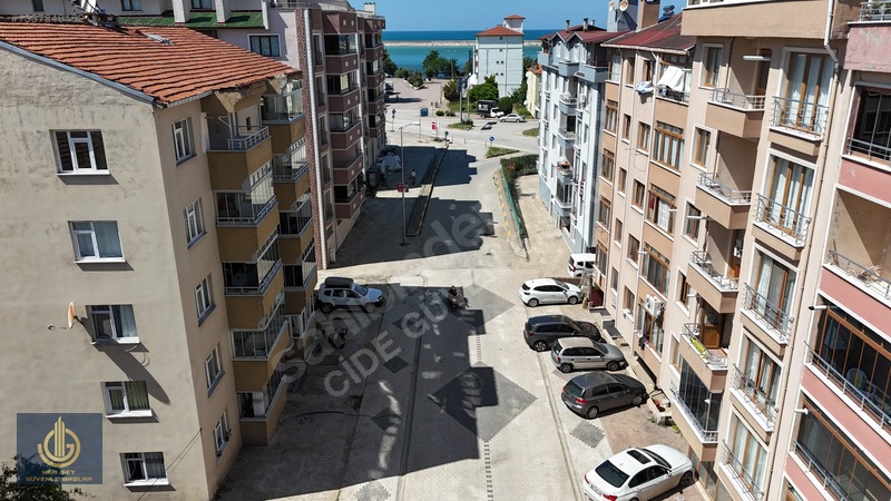 Cide'de Deniz Manzaralı, Satılık 2+1 Daire (80m²) — fotoğraf 5