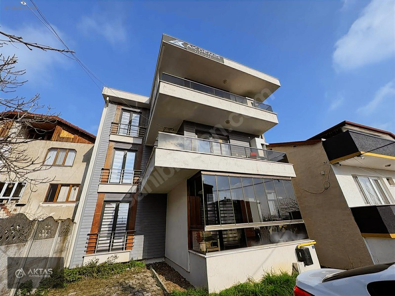 Serdivan Karakol Karşısı Kiralık Lux 2+1 Eşyalı Manzaralı Daire