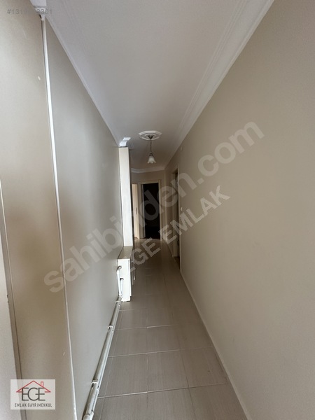 Ege Emlak'tan Çarşı İçerisinde Arakat Kiralık 2+1 Daire — fotoğraf 16