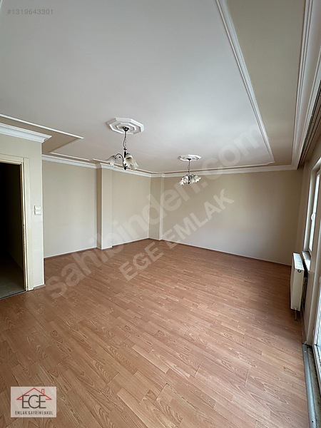 Ege Emlak'tan Çarşı İçerisinde Arakat Kiralık 2+1 Daire — fotoğraf 19
