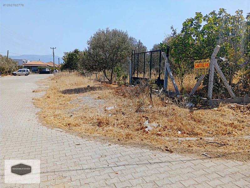 İzmir K. Paşa Çambel In 2 Km İlerisinde S.iğdecik De Köşe Arsa — fotoğraf 3