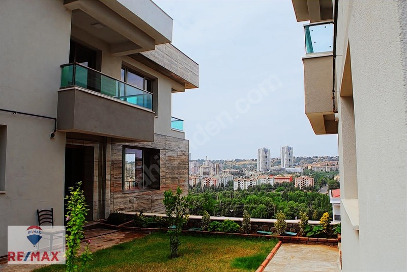 Re/maxtan Altınay Saklıbahçe Villalarında Satılık Tripleks Villa — fotoğraf 10