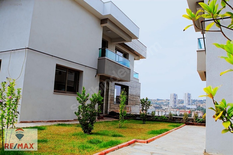 Re/maxtan Altınay Saklıbahçe Villalarında Satılık Tripleks Villa — fotoğraf 14