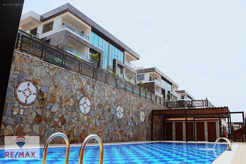 Re/maxtan Altınay Saklıbahçe Villalarında Satılık Tripleks Villa — fotoğraf 15