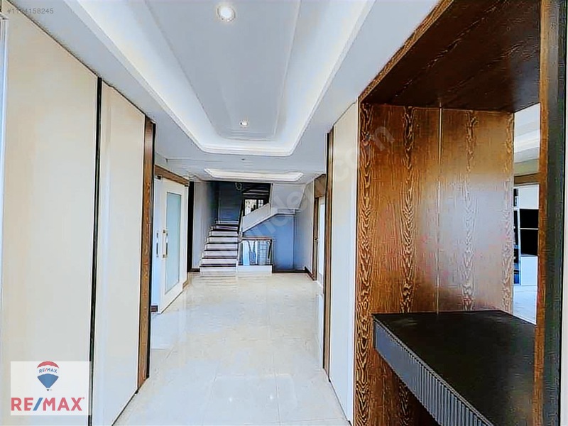 Re/maxtan Altınay Saklıbahçe Villalarında Satılık Tripleks Villa — fotoğraf 22