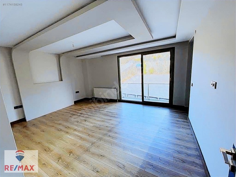 Re/maxtan Altınay Saklıbahçe Villalarında Satılık Tripleks Villa — fotoğraf 29