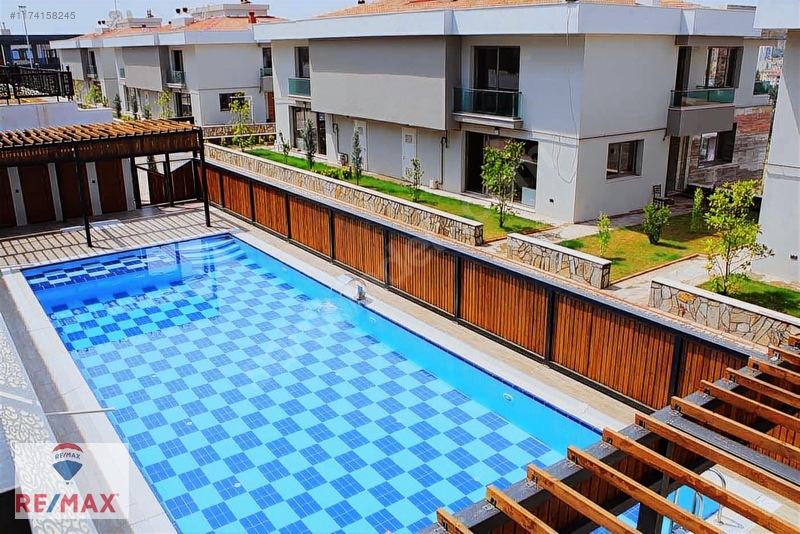 Re/maxtan Altınay Saklıbahçe Villalarında Satılık Tripleks Villa — fotoğraf 33