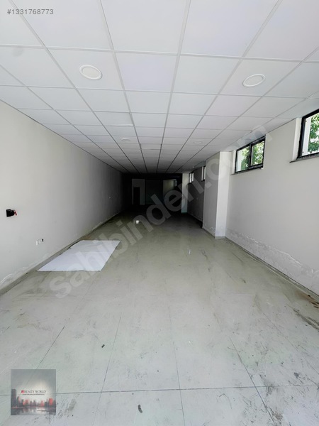 Realty World'den Muhteşem Lokasyonda Kiralık 100m² Dükkan — fotoğraf 2
