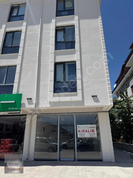 Realty World'den Muhteşem Lokasyonda Kiralık 100m² Dükkan — fotoğraf 6