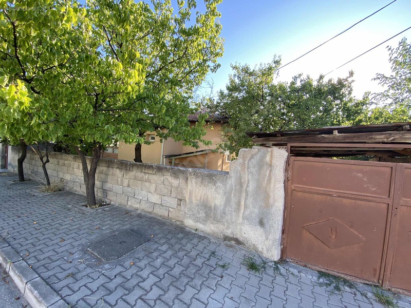Alc Grouptan Arslanlı Mahallesinde Satılık Müstakil Ev Ve Arsası
