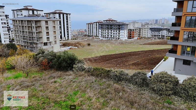Deniz Manzaralı Ve İyi Lokasyonda Satılık Parsel — fotoğraf 11