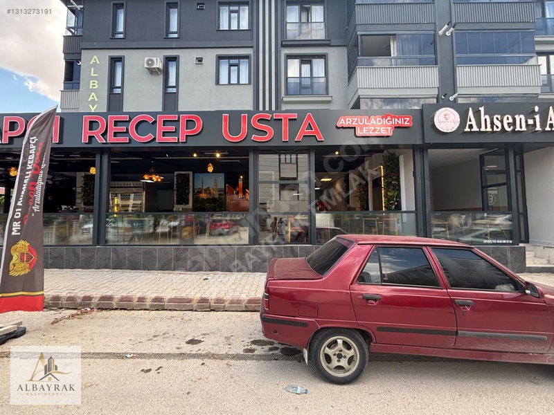 Al-bayrak'tan Kuvayi Milliye Caddesinde Satılık Depolu Dükkan — fotoğraf 3