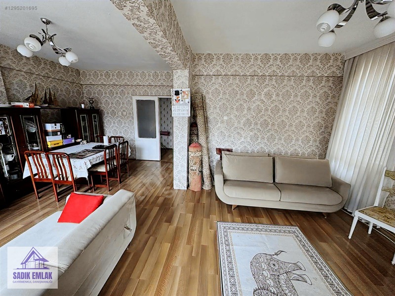 Sadık Emlak'tan Mimar Sinan Ana Cadde Üzeri Satılık 3+1 Daire — fotoğraf 6