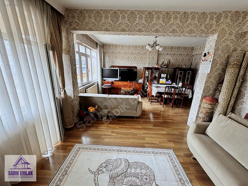 Sadık Emlak'tan Mimar Sinan Ana Cadde Üzeri Satılık 3+1 Daire — fotoğraf 9