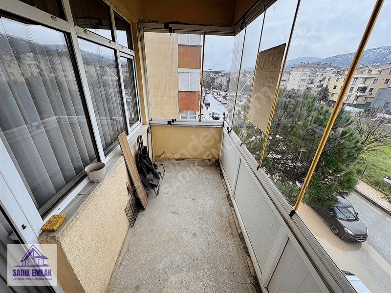 Sadık Emlak'tan Mimar Sinan Ana Cadde Üzeri Satılık 3+1 Daire — fotoğraf 15
