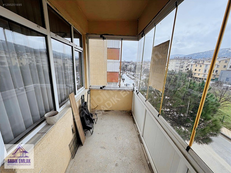 Sadık Emlak'tan Mimar Sinan Ana Cadde Üzeri Satılık 3+1 Daire — fotoğraf 16
