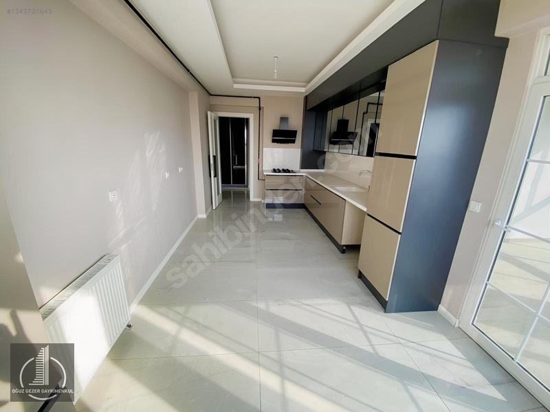Oğuz Gezer'den Sitede Lüks Peyzajlı Kapalı Otoprklı Teras Balkon — fotoğraf 3