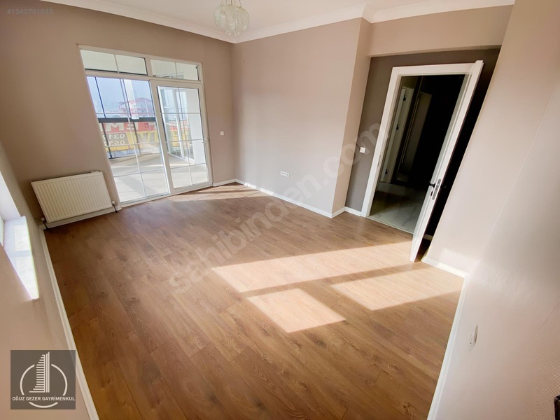 Oğuz Gezer'den Sitede Lüks Peyzajlı Kapalı Otoprklı Teras Balkon — fotoğraf 7