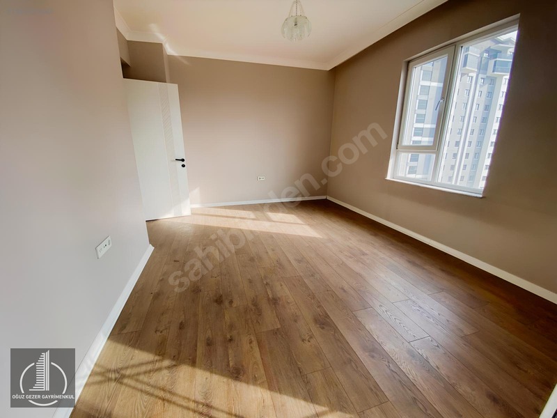 Oğuz Gezer'den Sitede Lüks Peyzajlı Kapalı Otoprklı Teras Balkon — fotoğraf 18