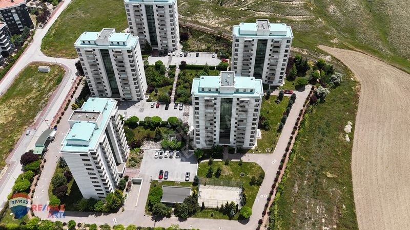 Yaşamkent Kayra Park Konutları Sitesi Satılık — fotoğraf 4