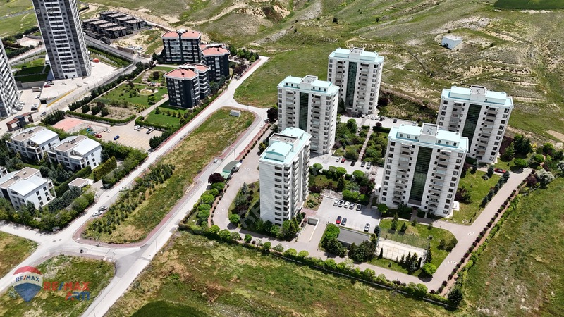 Yaşamkent Kayra Park Konutları Sitesi Satılık — fotoğraf 5