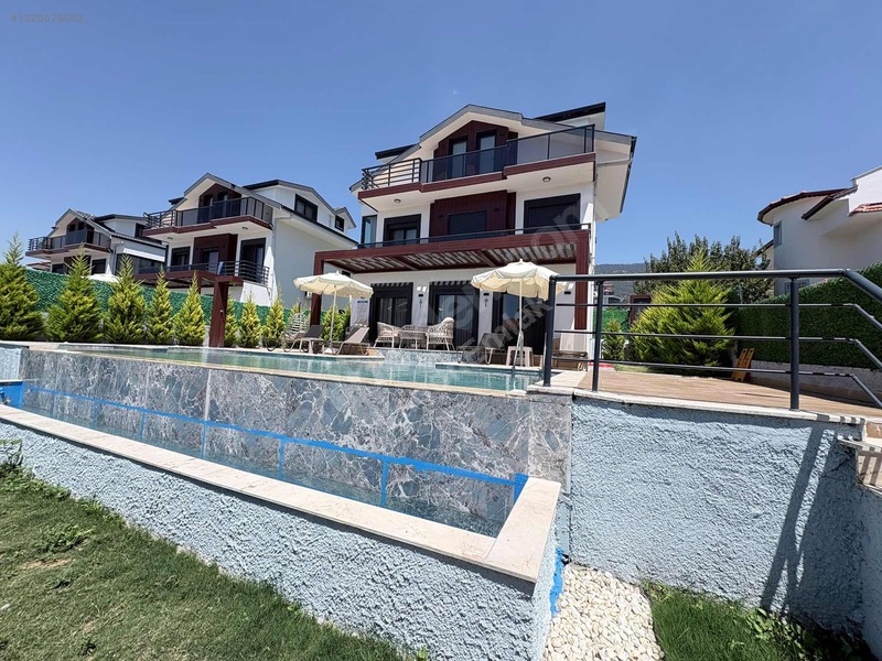 Ovacık'ta Anahtar Teslim 4+1 Havuzlu Müstakil Villa