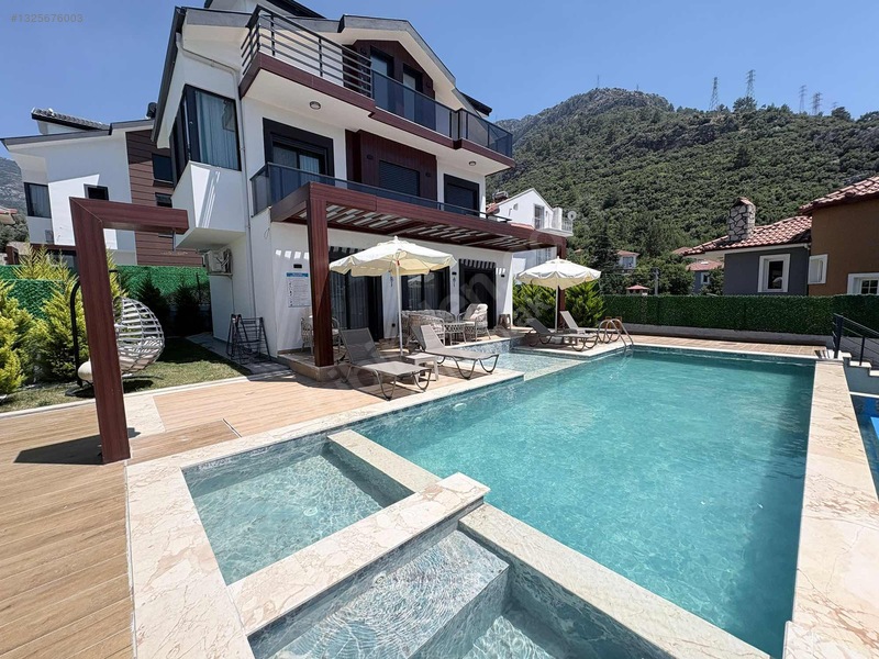 Ovacık'ta Anahtar Teslim 4+1 Havuzlu Müstakil Villa — fotoğraf 2