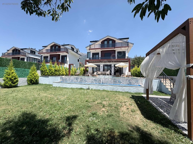 Ovacık'ta Anahtar Teslim 4+1 Havuzlu Müstakil Villa — fotoğraf 8