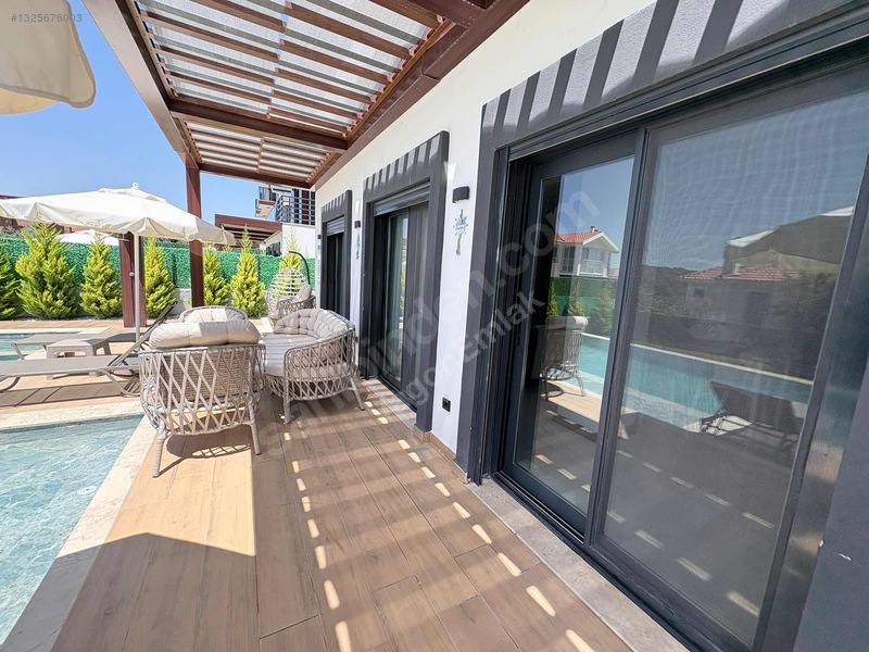 Ovacık'ta Anahtar Teslim 4+1 Havuzlu Müstakil Villa — fotoğraf 9