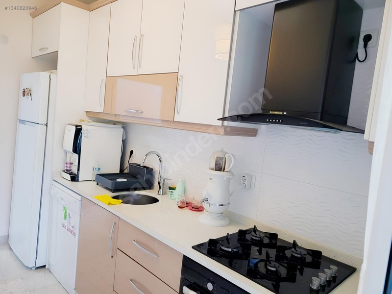 Güzelyalı Eğitim Mahallesinde Eşyalı 2+1 Kiralık Daire — fotoğraf 2