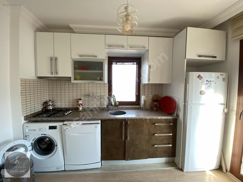 Altun Emlaktan Kiralık 12 Ay Sürekli Möbleli 2+1 Daire — fotoğraf 13