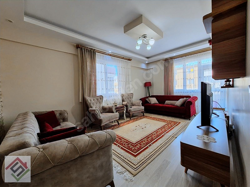 Sağlam'da Ferah Cadde Üzeri Güney Doğu Cepheli Satılık 3+1 Daire — fotoğraf 3