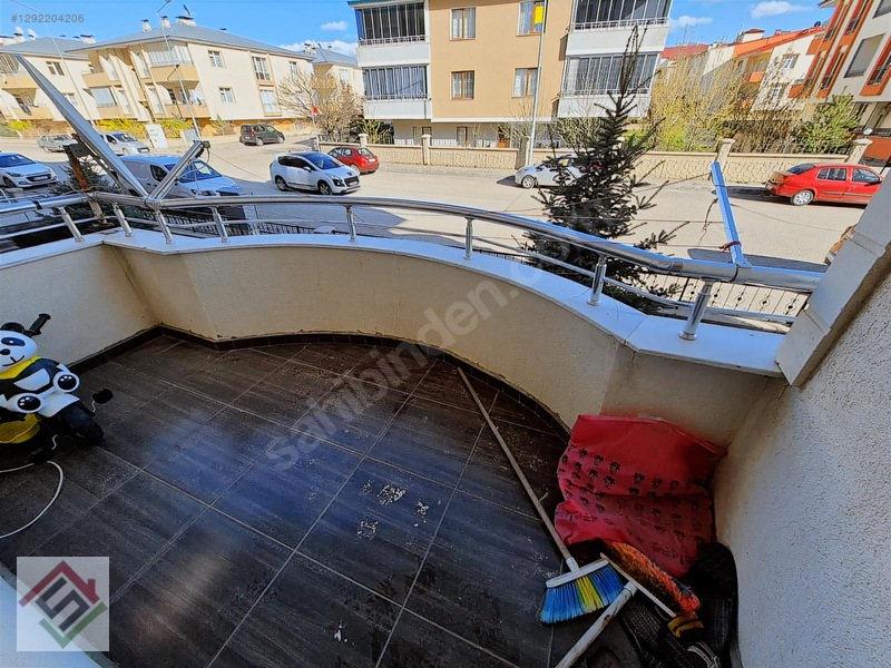 Sağlam'da Ferah Cadde Üzeri Güney Doğu Cepheli Satılık 3+1 Daire — fotoğraf 5