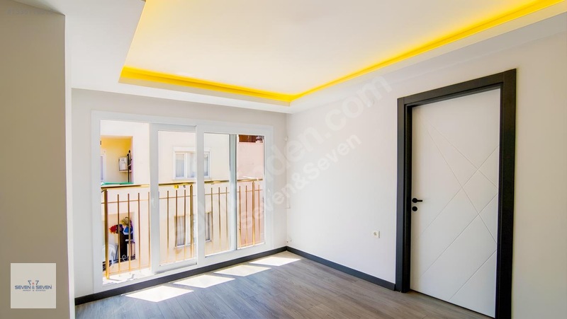 Merkez Yakını-çok Ucuz-1+1 Kiralık Boş Daire-kuşadası