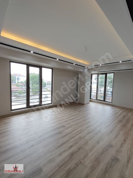 Beklenen Binadan Beklenen Kiralık 3+1 Kiralık Daire — fotoğraf 11