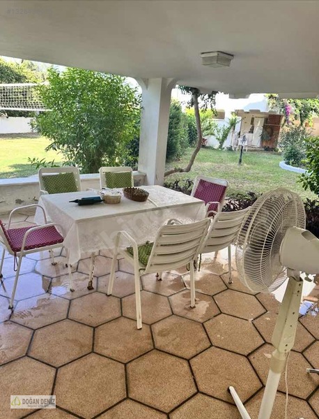 Mersin Bozyazıda Denize Sıfır Yazlık — fotoğraf 3