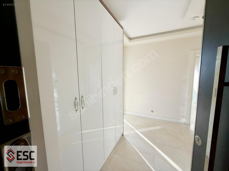 Esc'den 75. Yıl'da Site İçi 3+1 Kiralık Daire Esc2117a — fotoğraf 11