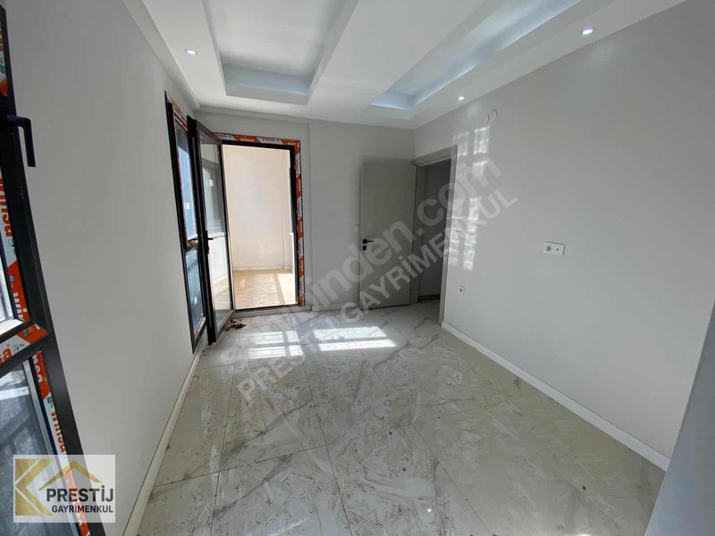 Torbalı Merkezde Ultra Lüks 3+1 Krediye Uygun Daire — fotoğraf 3