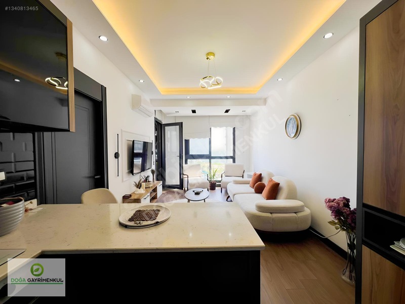 Sahilde Deniz Manzaralı | Denize 150 Mt Havuzlu Sitede 1+1 Lüks — fotoğraf 6