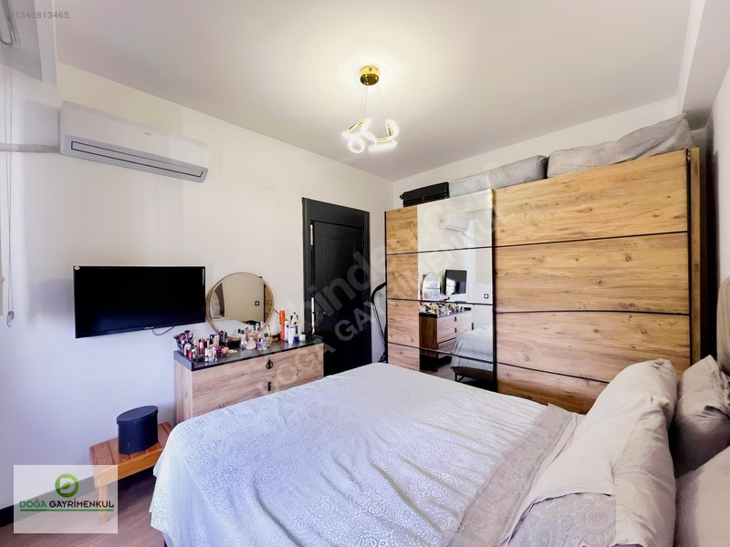 Sahilde Deniz Manzaralı | Denize 150 Mt Havuzlu Sitede 1+1 Lüks — fotoğraf 11