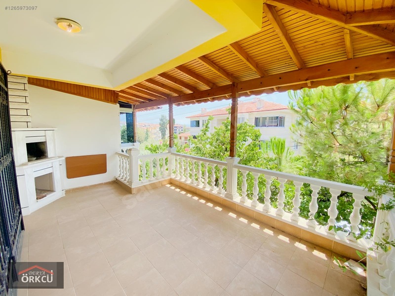 Örkcü Emlaktan Satılık Bahçeli Uygun Satılık 4+1 Tribleks Villa — fotoğraf 6