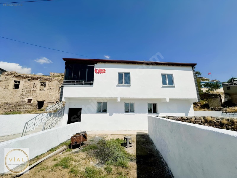 Vial / Güneşlide Masrafsız Yatırımlık Müstakil Ev — fotoğraf 17